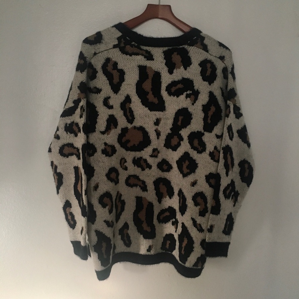 VENUS Leopard Open-Front Cardigan Sweater - Picture 3 of 4